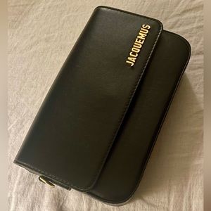 Le Carinu logo-plaque shoulder bag